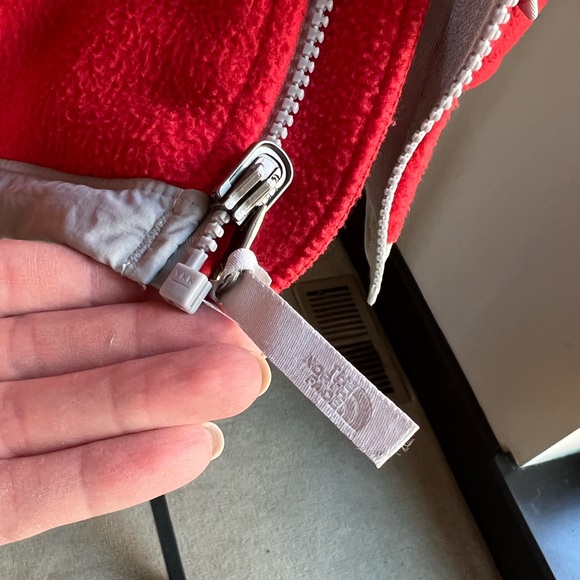 The North Face Denali Fleece Jacket - Picture 8 of 10